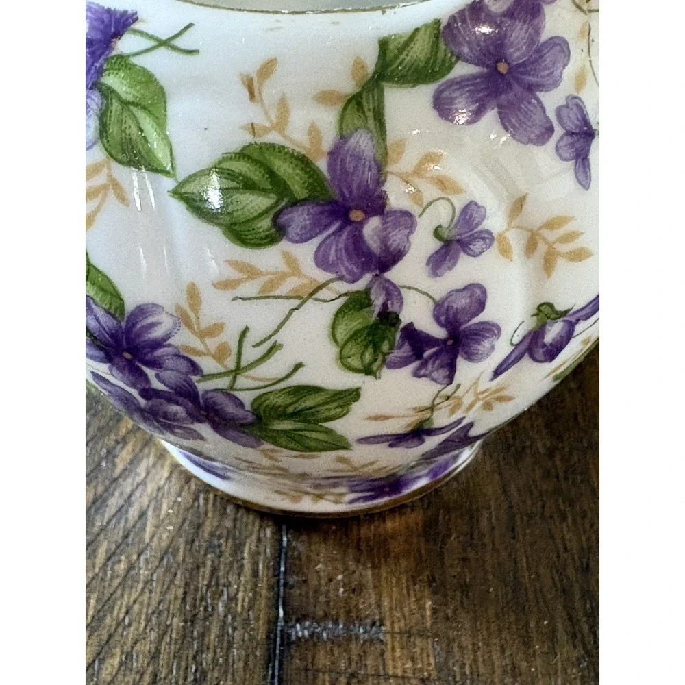 VTG Forget me Not or Violet petite creamer gold accents Japan Cottage Garden